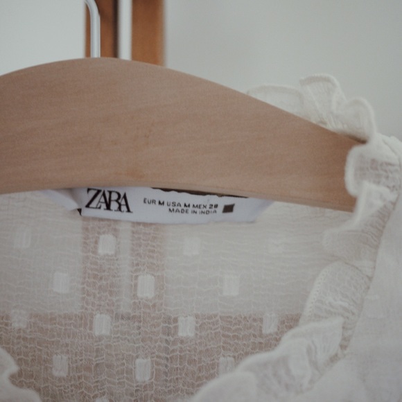 ZARA Contrast dotted mesh blouse - Picture 5 of 7
